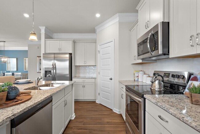 Building Photo - 295 Cranston Dr