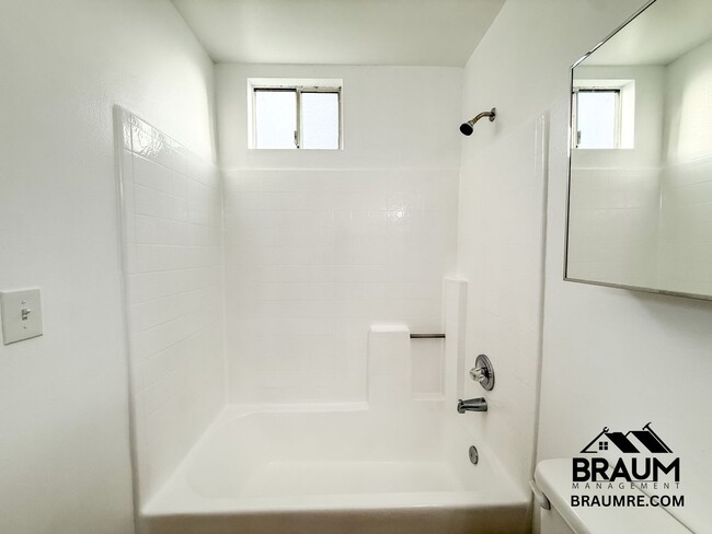 Building Photo - 14249 Friar St