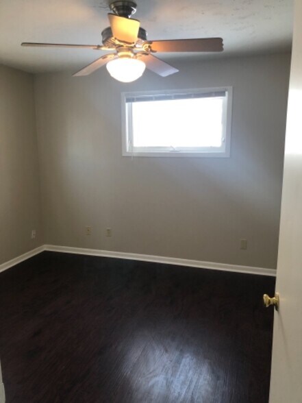 Building Photo - 4415 N 62nd St