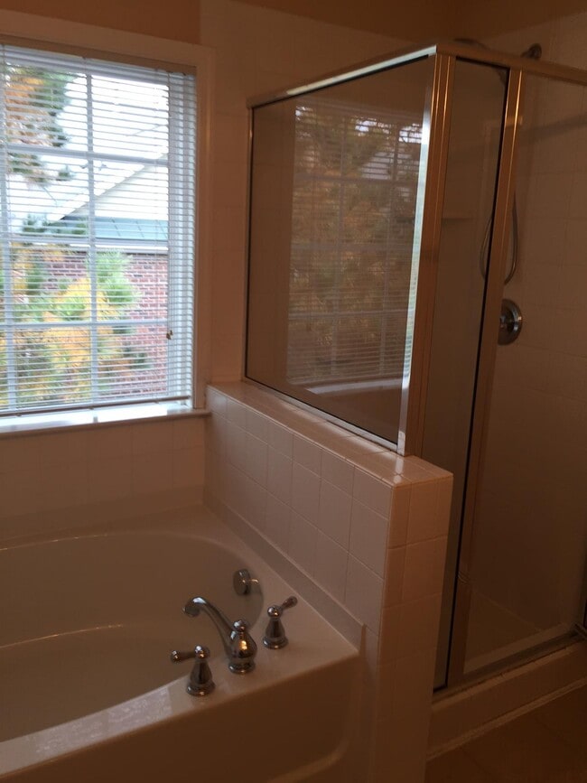 Building Photo - 1804 Affirmed Way