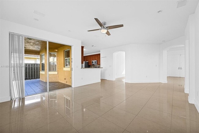 Building Photo - 12172 SW 122nd Ct