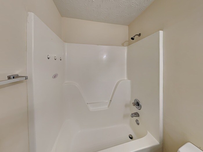 Building Photo - 2895 Arden Ridge Dr