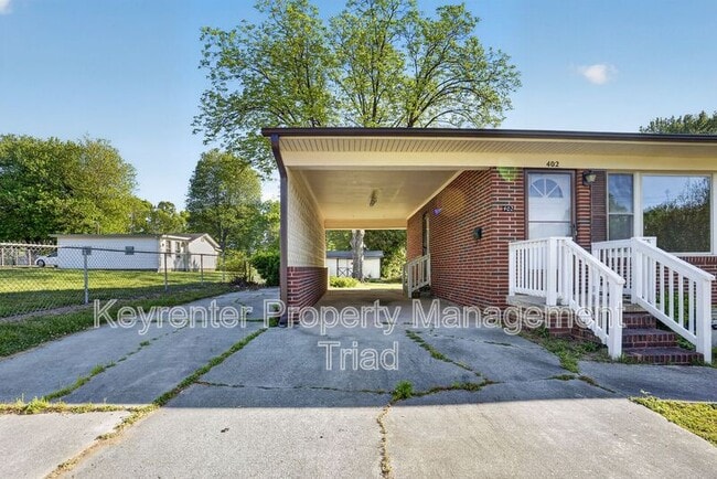 Building Photo - 402 Rand Blvd