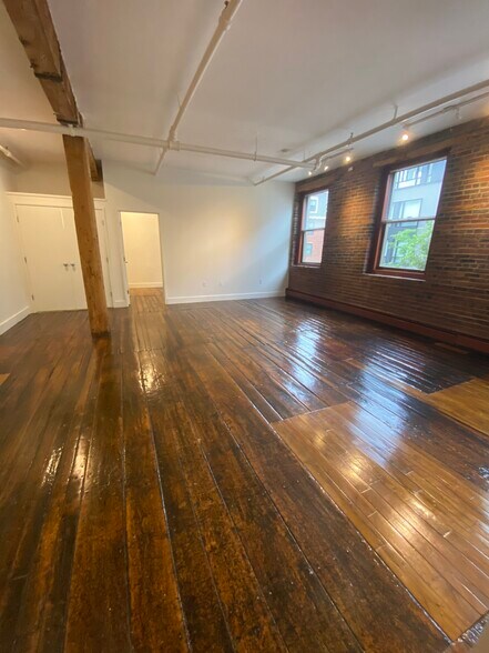 Primary Photo - 791 Tremont St