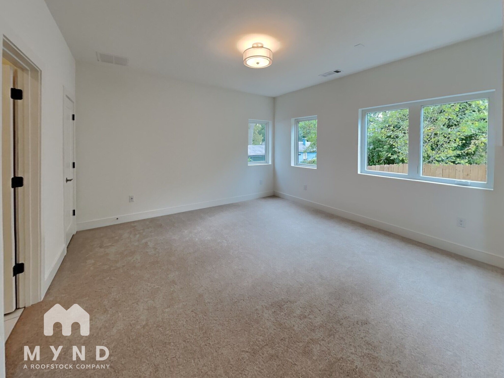 Building Photo - 1541 Millwood Pl