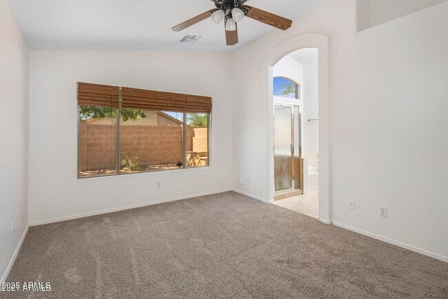 Building Photo - 10307 E Caribbean Ln