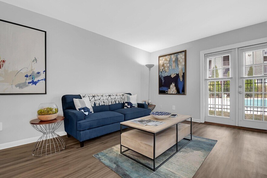 Tates Creek Village 3051 Kirklevington Dr Lexington KY 40517