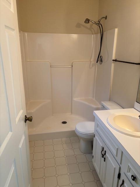 Building Photo - 1970 Essex Dr