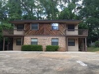 Building Photo - 2081 Sandcastle Dr