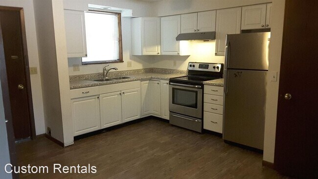 Building Photo - 2 br, 1 bath House - 2228 Davis St