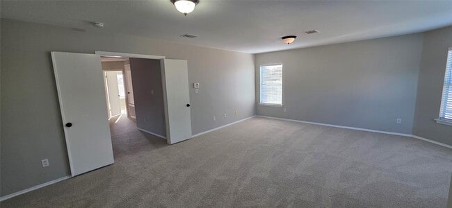 Building Photo - 3037 Bradford Park Dr