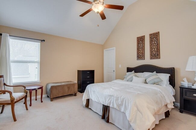 Building Photo - 4717 Southwind Rd