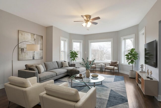 Building Photo - 8022 S Ellis Ave