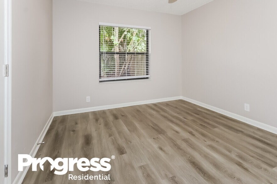 Building Photo - 5872 Corson Pl