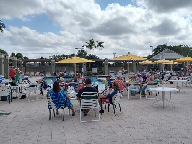 Building Photo - 2903 Victoria Cir