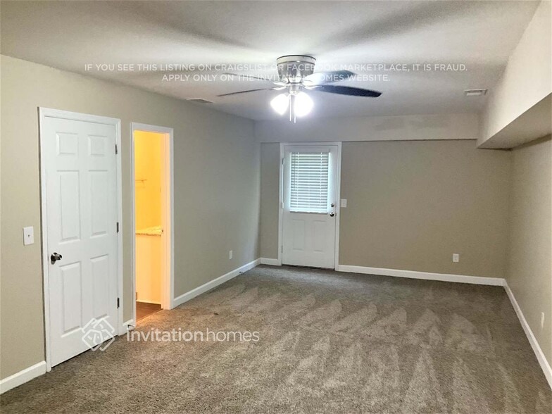 Building Photo - 2741 Bridgeport Dr