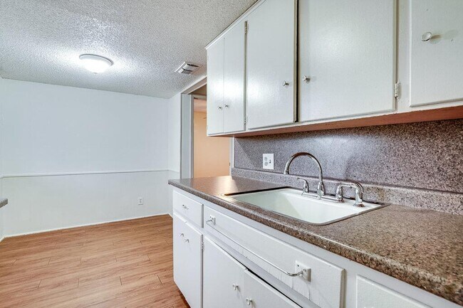 Building Photo - 3707 Tom Green St