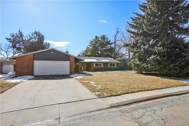 Building Photo - 808 Buckeye St