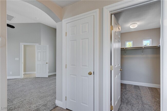 Building Photo - 9004 Snowtrack Ave