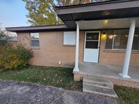 Building Photo - 17814 Batesville Pike