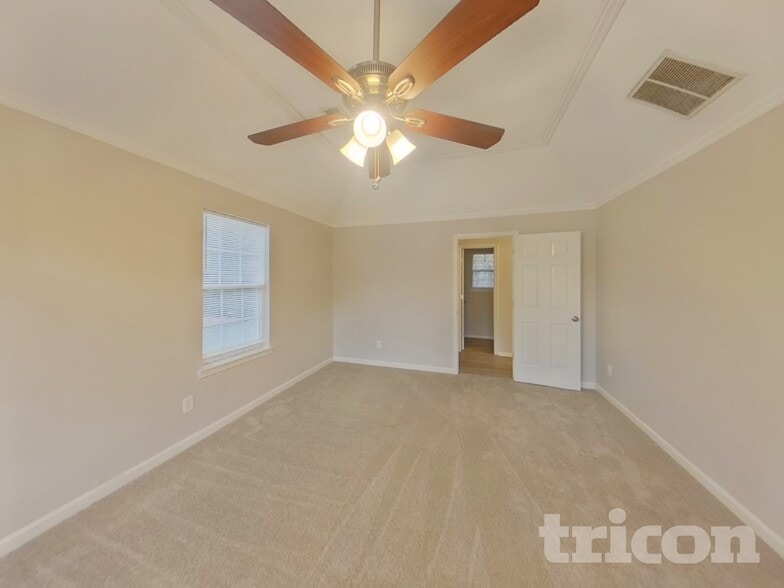 Building Photo - 822 Cascade Crossing