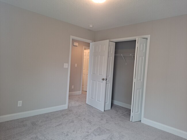 Building Photo - 9218 Upstream Ln