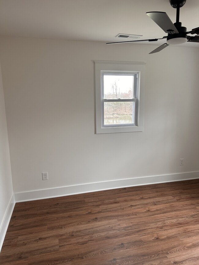 Building Photo - 6115 Zander Rd