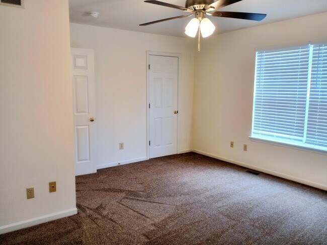 Building Photo - 3501 Delmar Ct