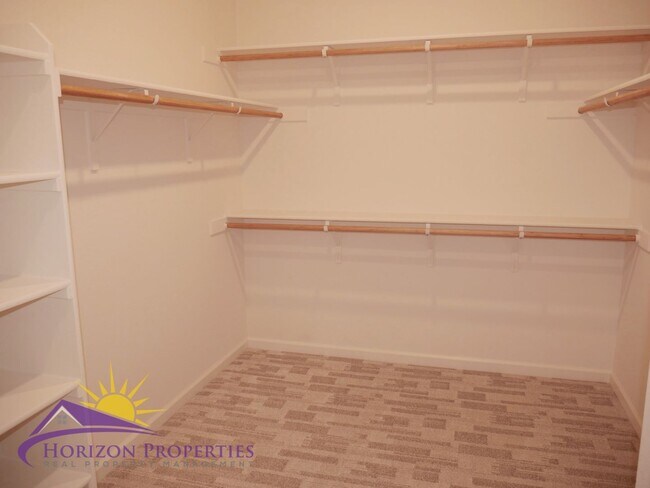 Building Photo - Modern Two-story 3 Bed 2.5 Bath 1,638 sqft Rancho Cordova Solar Home