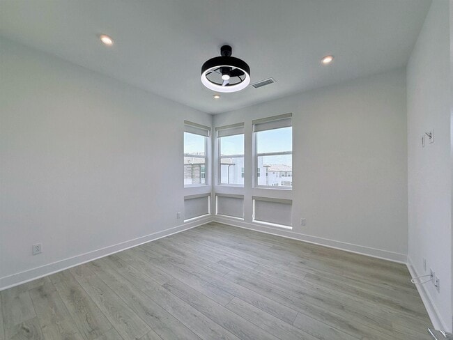 Building Photo - 2630 Everly Dr