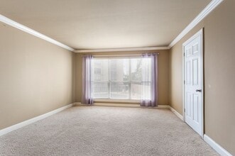 Building Photo - 2BR 2BA Condo Downtown (Riverview Condomin...