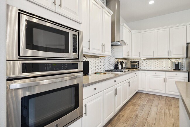Building Photo - 80149 Royal Birkdale Dr