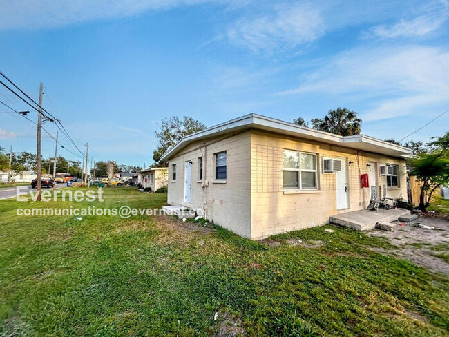 Building Photo - 2925 N 46th St