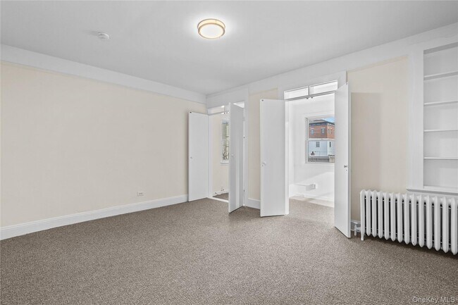 Building Photo - 10 S Eckar St