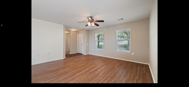 Building Photo - 11617 Briarcreek Loop
