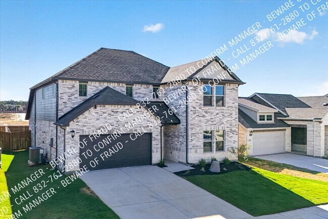Building Photo - 2405 Nicole Dr