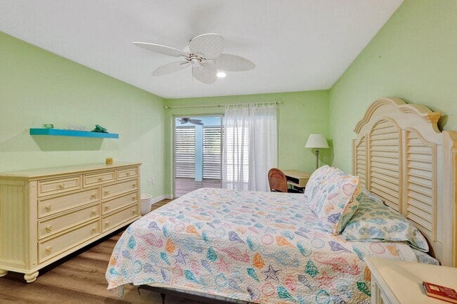 Building Photo - 11000 S Ocean Dr