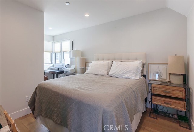 Building Photo - 314 Dahlia Pl