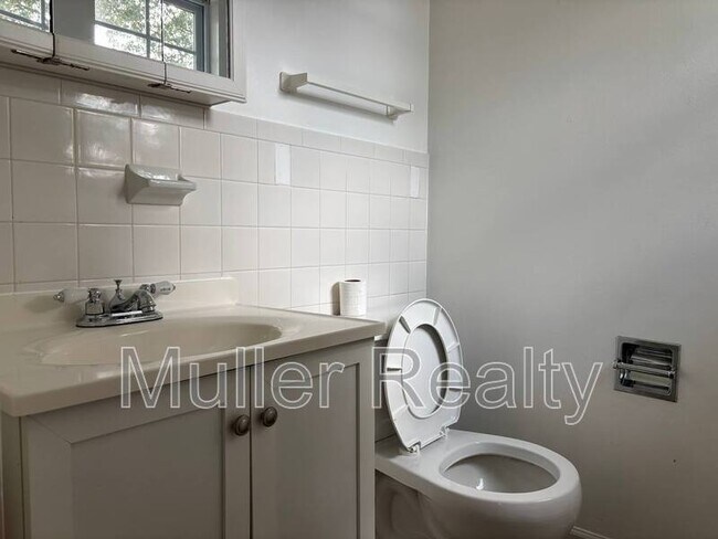 Building Photo - 6436 Tewksbury Dr NW