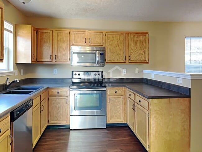 Building Photo - 2624 Santaro Ct