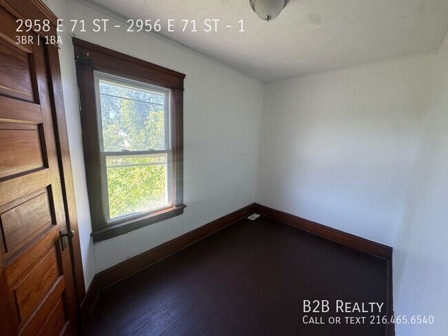 Building Photo - 2958 E 71st St