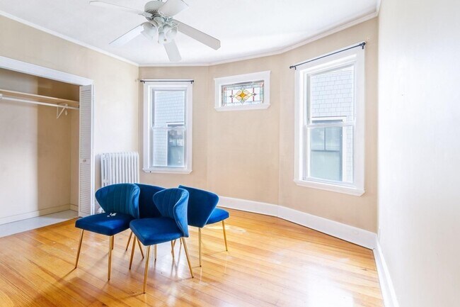 Building Photo - 24 Willis St