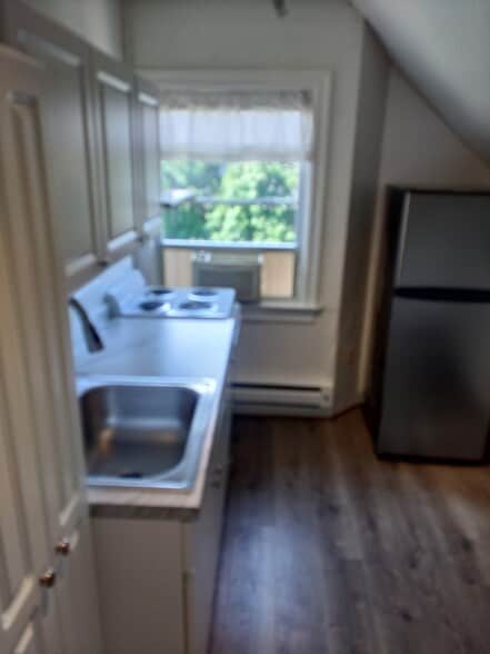 Kitchen dimensions 8' x 12' - 2116 Old Welsh Road