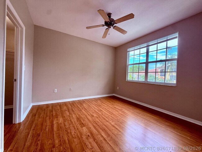 Building Photo - 15145 Michelangelo Blvd