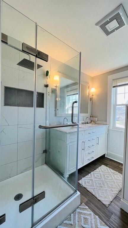 Building Photo - 36 Evergreen Ave