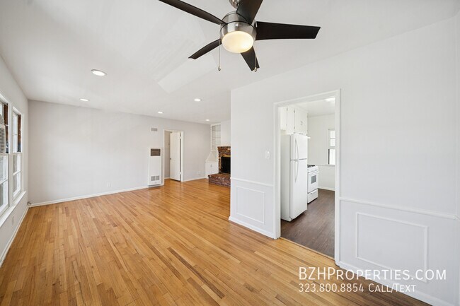 Primary Photo - 5305 Vantage Ave