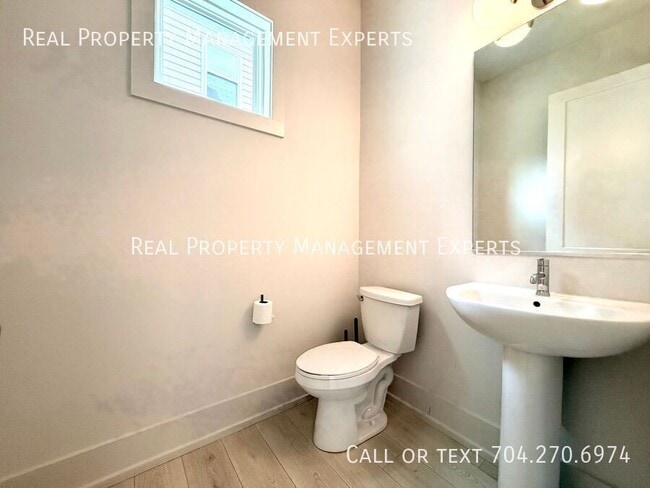 Building Photo - 4115 Merlane Dr