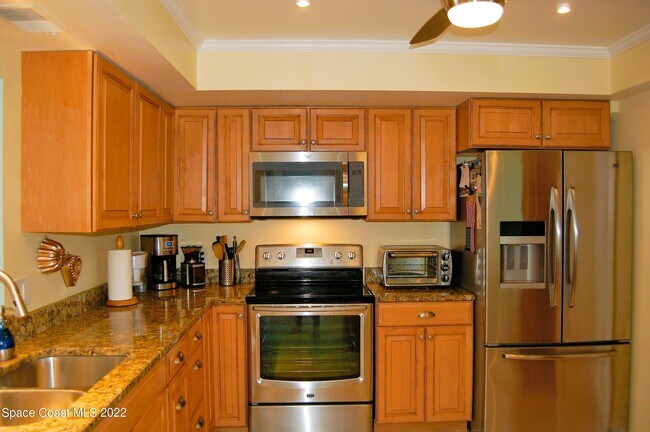 Building Photo - 1700 Commodore Blvd