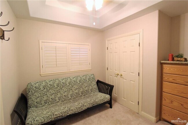 Building Photo - 3003 Wisteria Dr