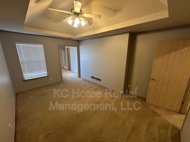 Building Photo - 4545 NE 83rd St